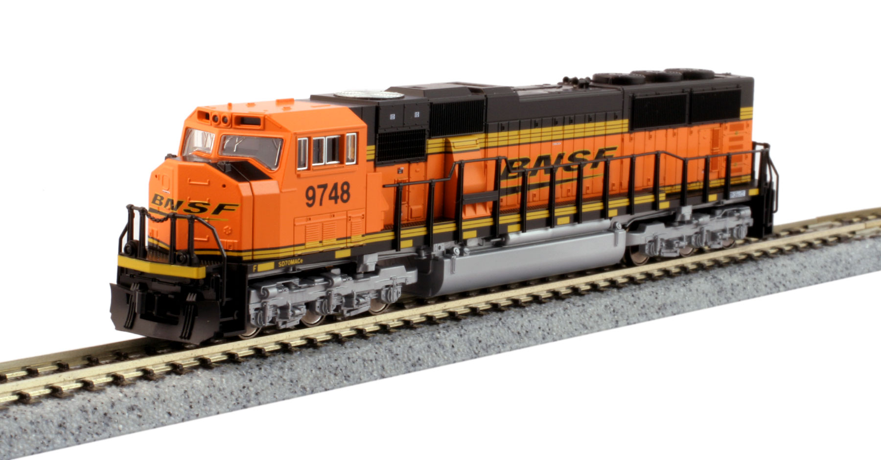 BNSF EMD SD70MAC 9748 with DCCN Scaleby Kato